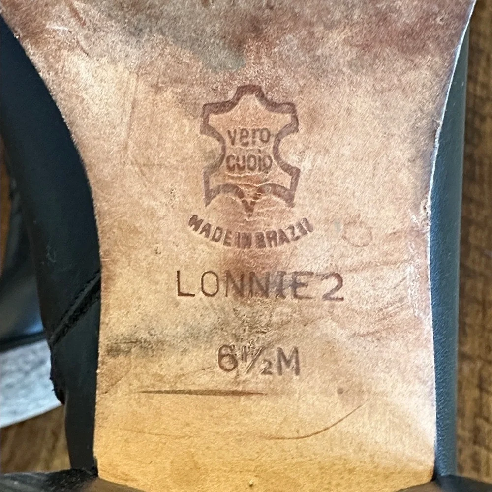 BRIGHTON | “Lonnie 2” Black Leather Ankle Boots w/Heart Embellishment, Size 6.5